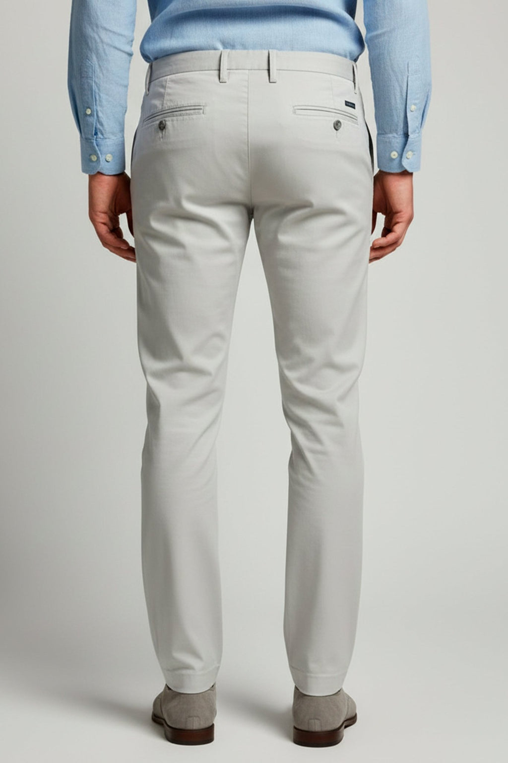 Calca sarja masculina cinza claro algodao egipcio, visual moderno sofisticado e versatil