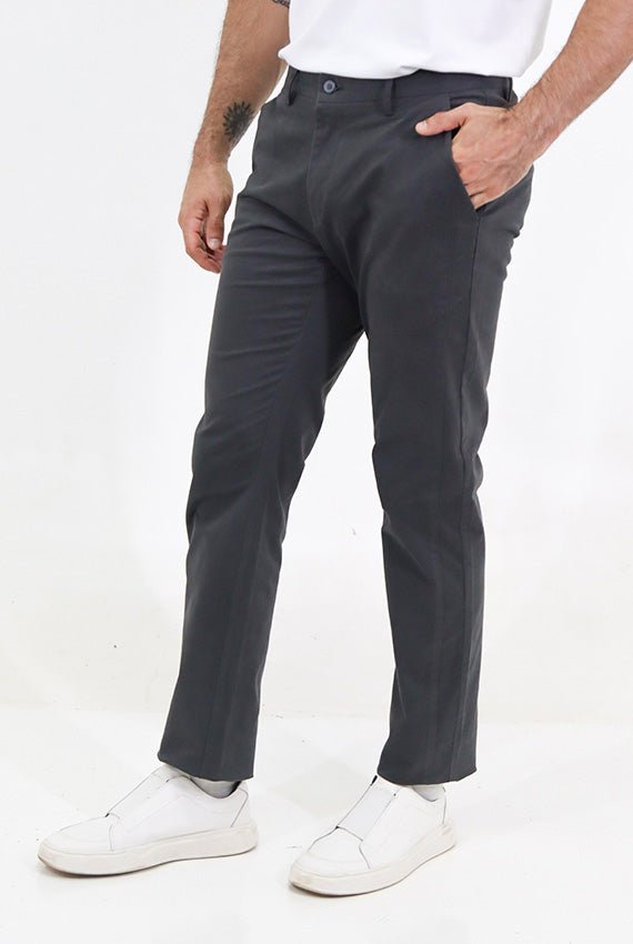 Calca sarja masculina preta em algodao egipcio, conforto premium com estilo moderno e versatil