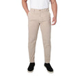 Calça sarja slim iron bege areia, tonalidade neutra sofisticada com tecido resistente e caimento slim impecável para ocasiões casuais e elegantes