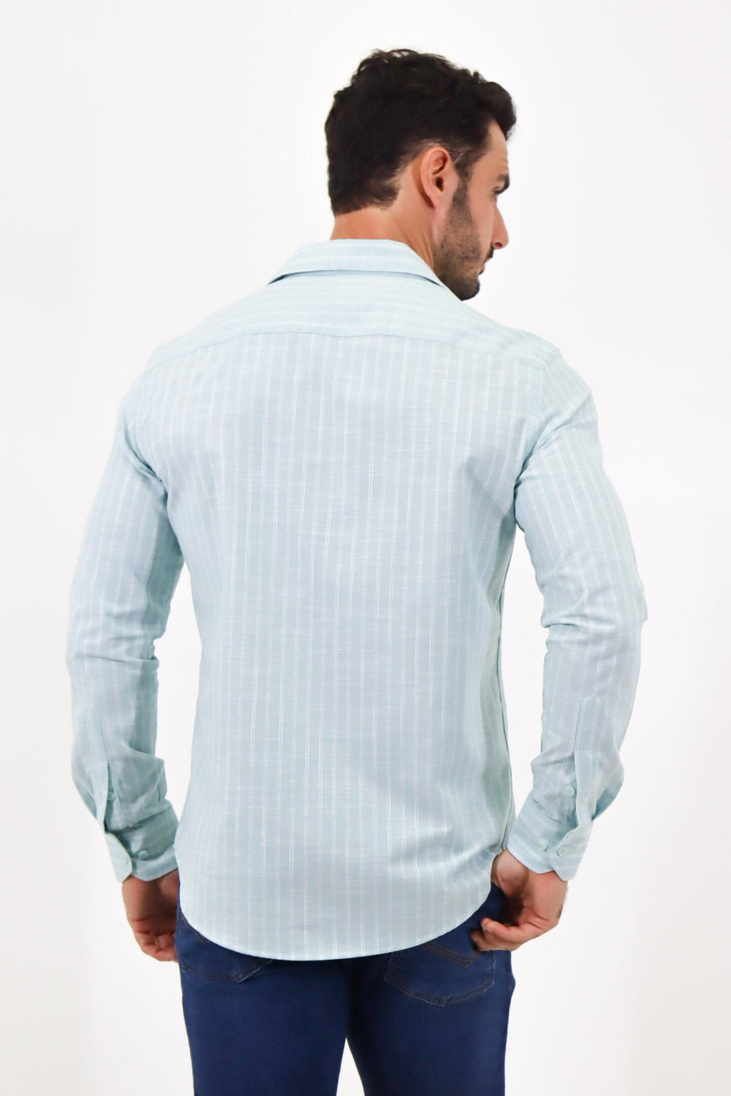 Camisa social masculina azul claro slim fit listrada, tecido premium com estilo moderno e sofisticado