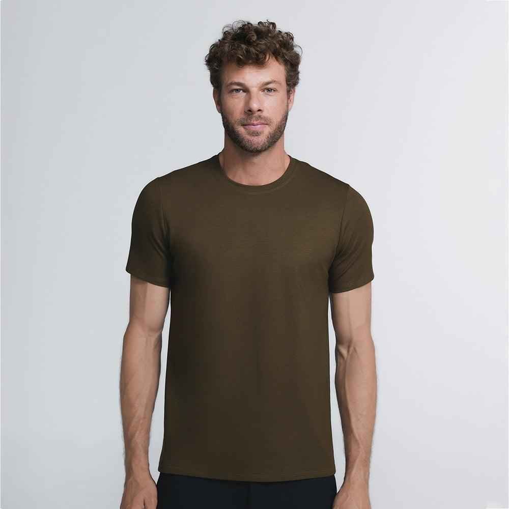 Camiseta masculina verde floresta tropical Core E-Tech, estilo premium com conforto e caimento moderno