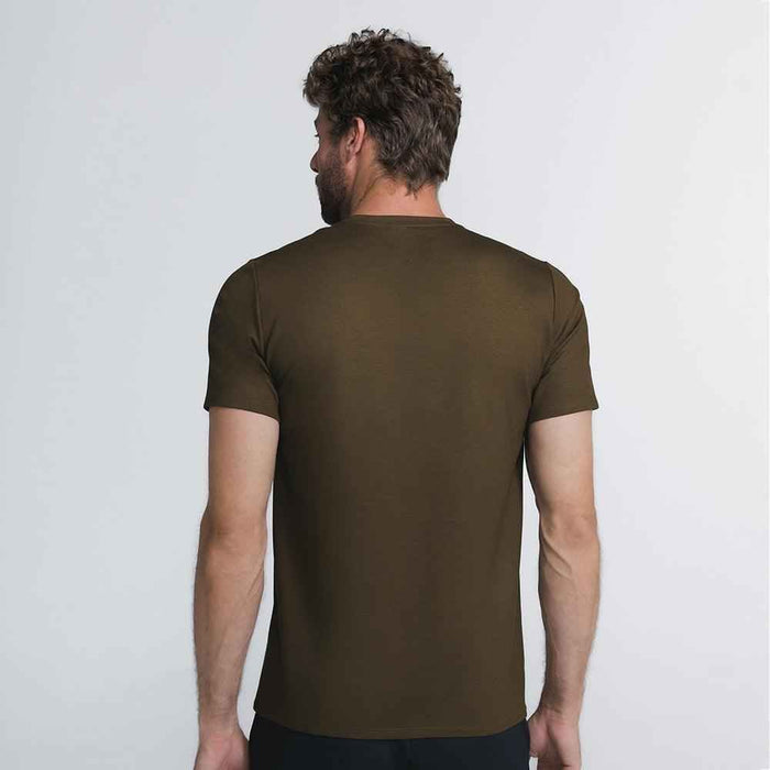Camiseta masculina verde premium Core E-Tech, conforto superior com estilo versatil