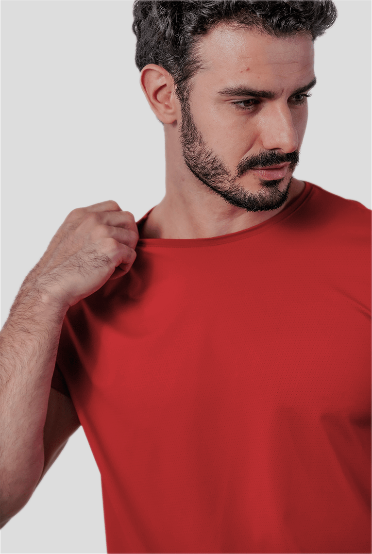 Camiseta fitness vermelha em poliamida dry supreme, máxima leveza e respirabilidade com tonalidade intensa para quem busca destaque e conforto