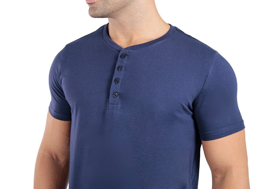 Camiseta henley azul marinho masculina em algodao egipcio, estilo moderno casual elegante