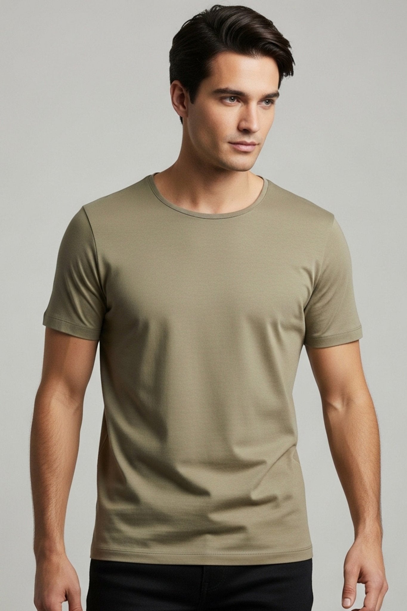 Camiseta masculina verde pistache moderna em algodao premium, estilo casual leve e elegante para o dia a dia