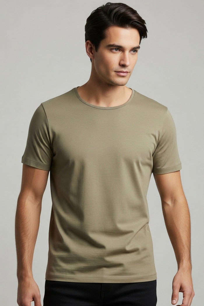 Camiseta masculina verde pistache moderna em algodao premium, estilo casual leve e elegante para o dia a dia
