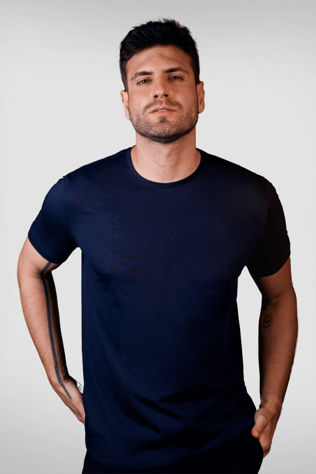 Camiseta Pima Unique Gola Careca Azul Noite Realeza