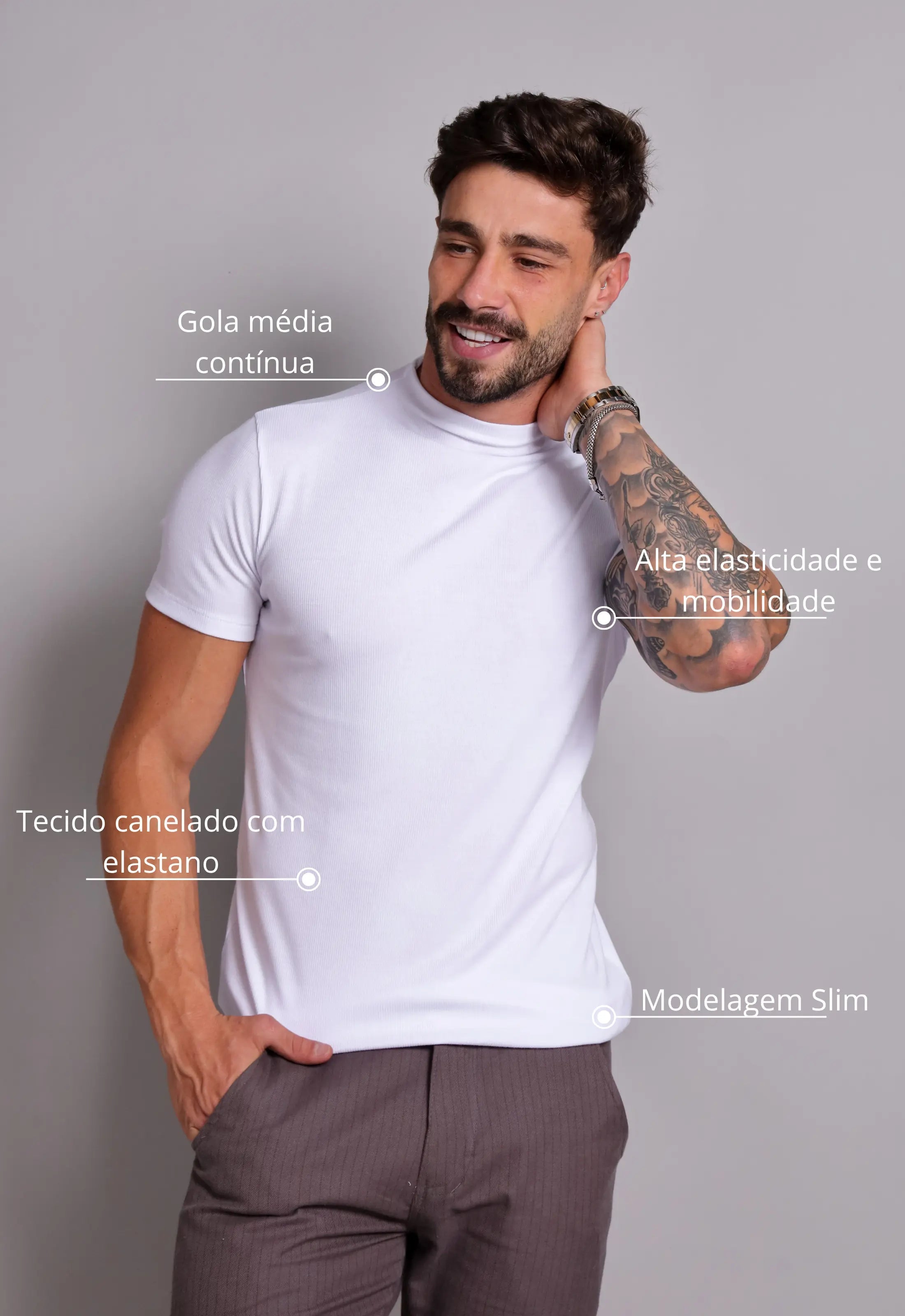 Camiseta masculina branca slim com gola media, visual moderno leve e versatil