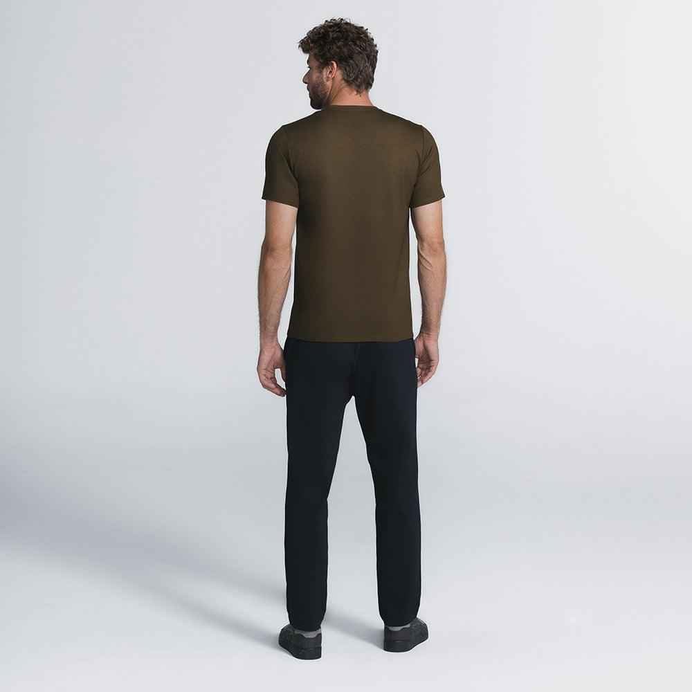 Camiseta masculina verde floresta tropical, conforto elevado com design moderno e elegante