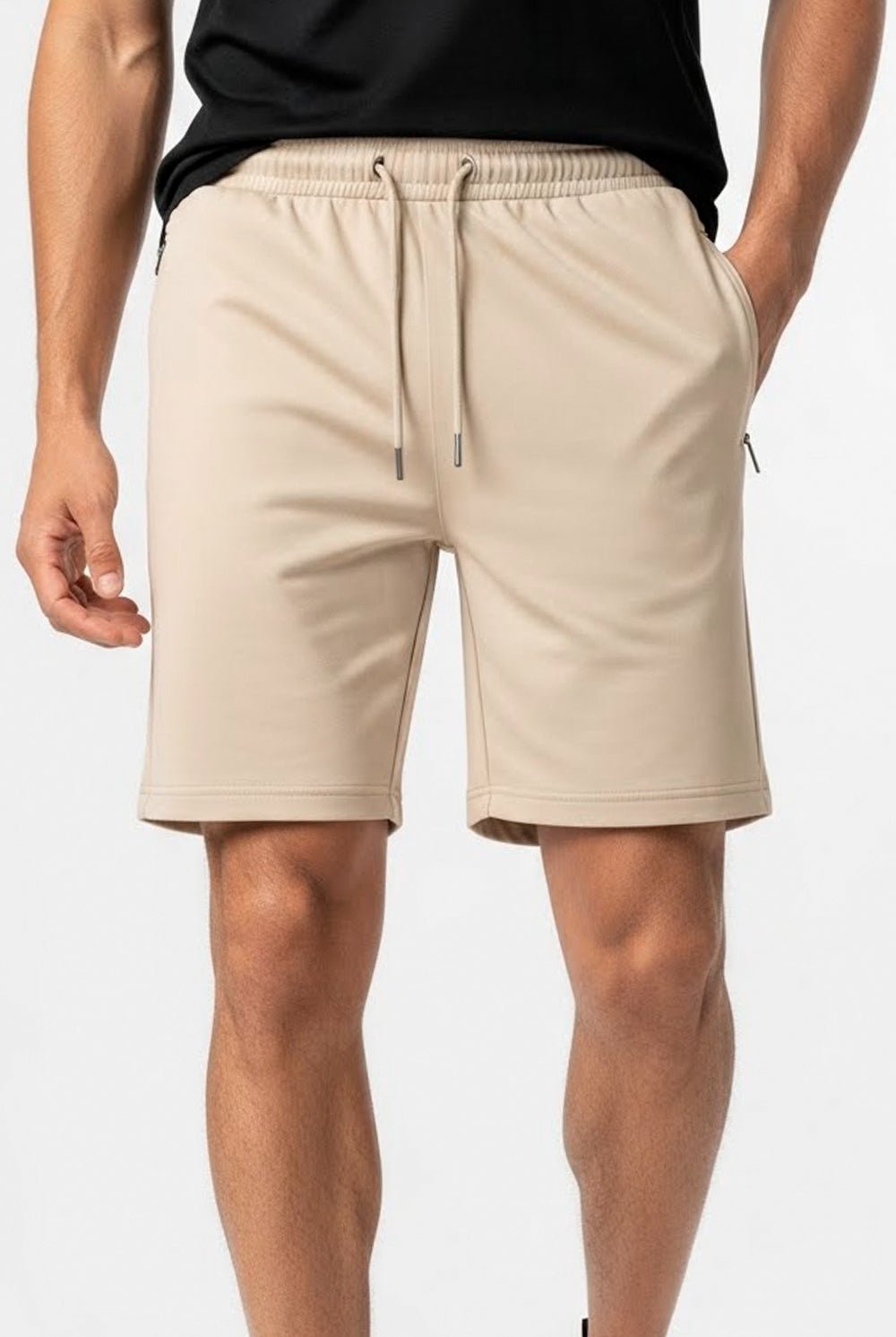 Short fitness bege em poliamida dry sand, tonalidade neutra e sofisticada com toque macio e flexibilidade total para máximo conforto durante a prática esportiva